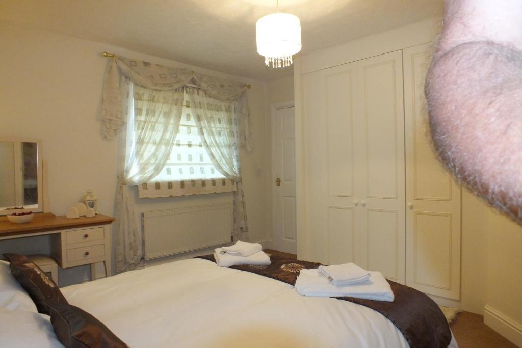 Llwyn Country House Llanelli Room photo