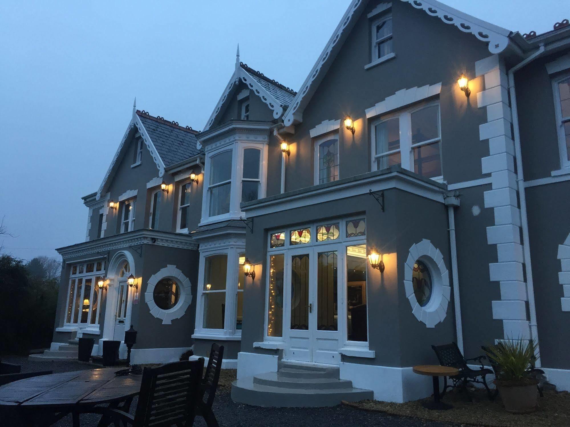 Llwyn Country House Llanelli Exterior photo